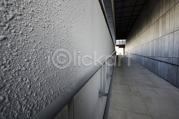 사람없음 JPG 포토 겨울 길 배경화면 백그라운드 벽 서울 시멘트 야외 주간 질감 터널 풍경(경치)