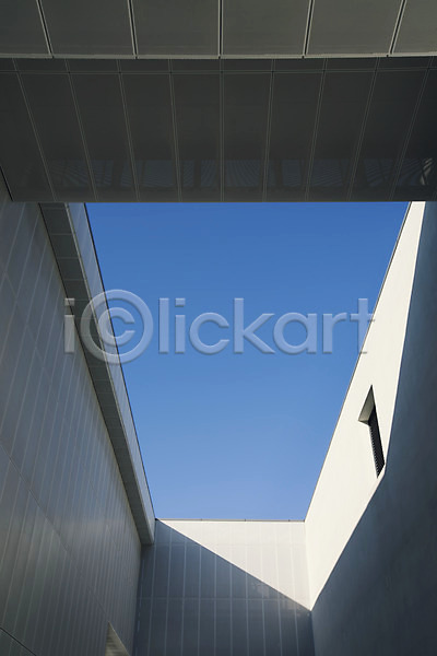사람없음 JPG 포토 건물 건축 겨울 백그라운드 서울 야외 주간 창문 풍경(경치) 하늘