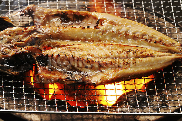 사람없음 JPG 근접촬영 포토 구이 그릴 생선구이 생선포 숯불 어류 음식 일본음식