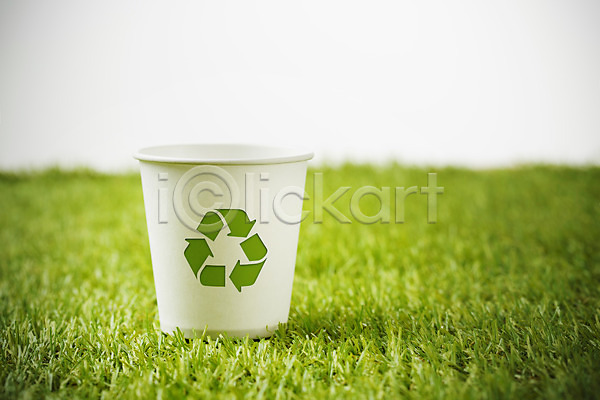 사람없음 3D JPG 편집이미지 배경화면 백그라운드 스튜디오촬영 식물 실내 잔디 재활용 재활용표시 종이컵 편집 환경