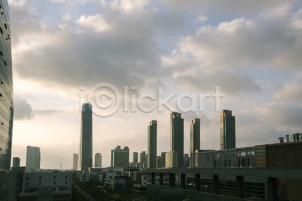 사람없음 JPG 포토 건물 구름(자연) 도시 빌딩 송도 인천 주간 풍경(경치) 하늘