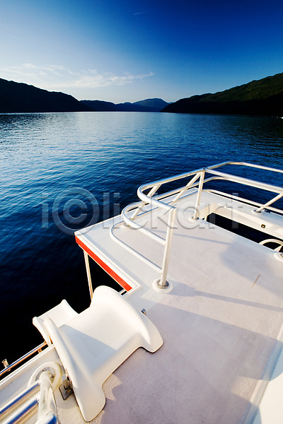 고급 사람없음 JPG 포토 해외이미지 물 미끄럼틀 보트 산 요트 일몰 자연 주택 파란색 풍경(경치) 해외202004 호수 휴가
