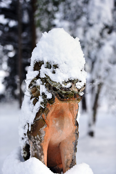 사람없음 JPG 포토 겨울 겨울풍경 계절 눈(날씨) 동물 동물모양 수호신 아시아 야외 일본 일본문화 일본전통 전통문화 조각상 조형물 주간 풍경(경치) 해외풍경