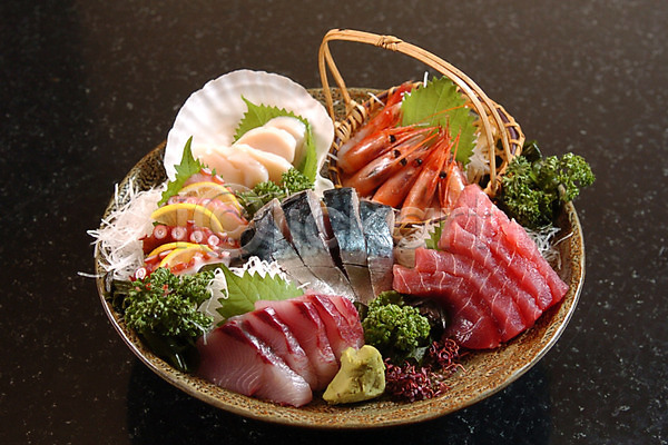 사람없음 JPG 포토 검은배경 고추냉이 담기 문어 새우 생선회 일본음식 장식 접시 조개 채소 초밥 해물요리 해산물 회