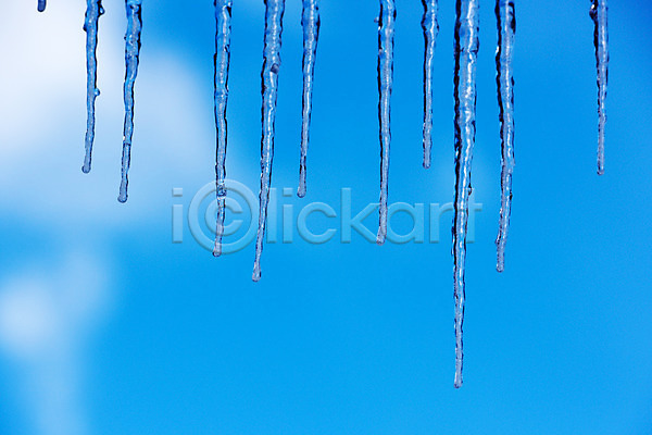 사람없음 JPG 아웃포커스 포토 겨울 겨울풍경 계절 고드름 백그라운드 야외 얼음 자연 주간 풍경(경치) 하늘