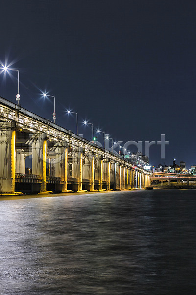사람없음 JPG 포토 가로등 강 다리(건축물) 반포대교 빛 서울 야간 야경 야외 풍경(경치) 하늘 한강 한국