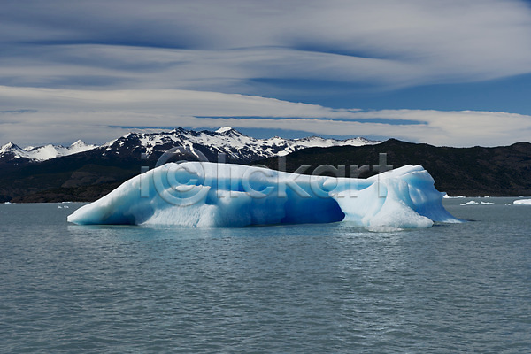 추위 사람없음 JPG 포토 해외이미지 공원 국립공원 남아메리카 물 빙산 빙하 산 세계문화유산 아르헨티나 야외 얼음 여행 자연 터키석 파노라마 파란색 풍경(경치) 해외202004 호수