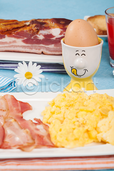 사람없음 JPG 포토 해외이미지 갈색 계란 단백질 맛 배고픔 백그라운드 베이컨 스크램블 식사 아침식사 영어 음식 전통 칼로리 튀김 해외202004 햄