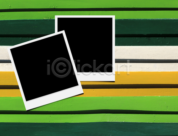 사람없음 JPG 포토 해외이미지 가로줄 목업 줄무늬 초록색 폴라로이드사진 프레임 해외202004