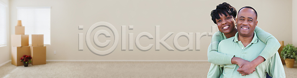 새로움 남자 두명 사람 여자 중년 JPG 포토 해외이미지 2 검은색 내부 모션 배너 부동산 상자 실내 재산 주택 진짜 커플 해외202004 해외포토