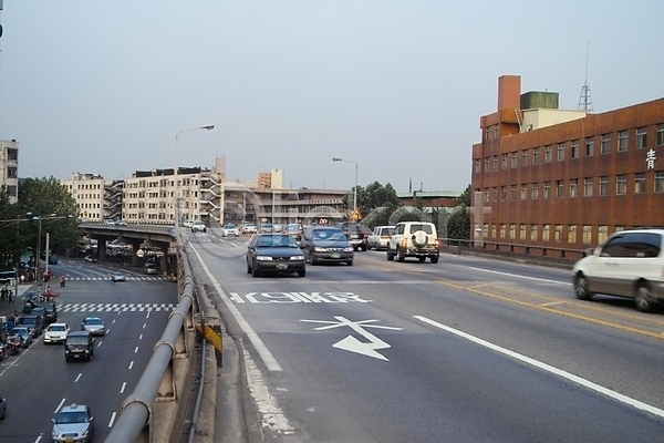 사람없음 JPG 포토 건물 건축 고가도로 교통 도로 도시 야외 육상교통 자동차 주간 풍경(경치)