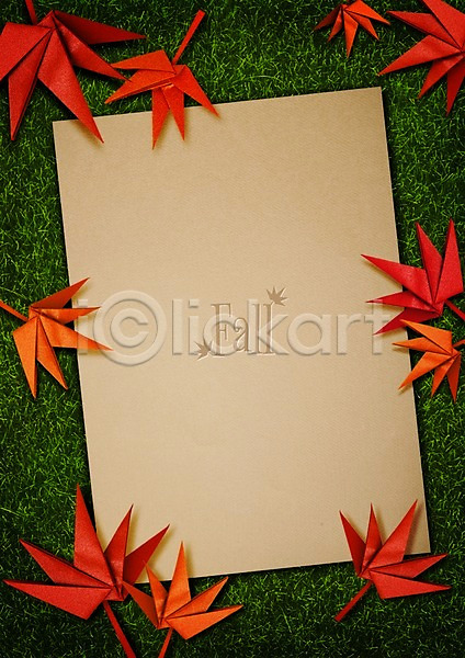 사람없음 PSD 편집이미지 가을(계절) 계절 기념일 단풍 잔디 종이 컨셉 페이퍼아트 포스터 표지 프레임 활용