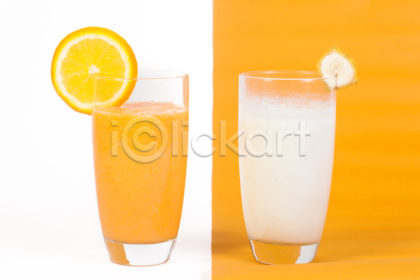사람없음 JPG 포토 해외이미지 건강 고립 과일 귤 바나나 오렌지 유리 음료 주스 해외202004 흰색
