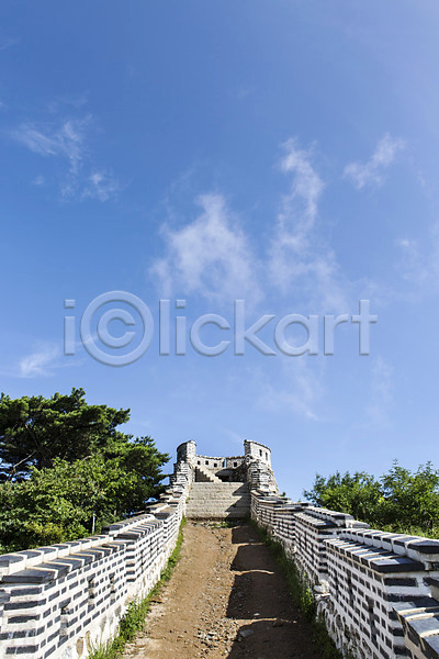 사람없음 JPG 포토 계절 구름(자연) 남한산성 성곽길 성벽 야외 여름(계절) 주간 풍경(경치) 하늘 한국