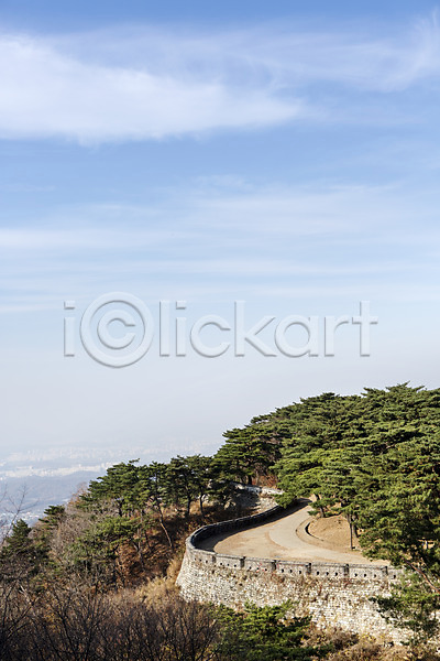 사람없음 JPG 포토 가을(계절) 계절 구름(자연) 나무 남한산성 성곽길 성벽 식물 야외 주간 풍경(경치) 하늘 한국