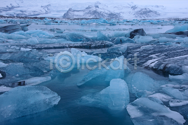사람없음 JPG 포토 해외이미지 12월 검은색 겨울 빙산 빙하 석호 아이슬란드 얼음 용암 자연 컬러풀 파란색 풍경(경치) 해외202004 호수 화산