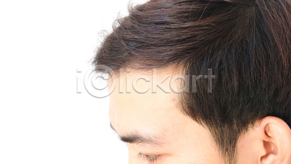 남자 성인 성인남자한명만 한명 JPG 근접촬영 포토 해외이미지 두피관리 두피케어 머리 머리카락 뷰티 탈모 탈모예방 탈모클리닉 해외202004 흰배경