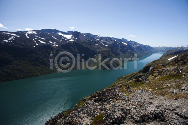 사람없음 JPG 포토 해외이미지 공원 구름(자연) 노르웨이 물 북쪽 산 스칸디나비아 야외 얼음 여름(계절) 여행 유럽 자연 장면 전국 절정 초록색 파노라마 파란색 풍경(경치) 하늘 하이킹 해외202004 호수