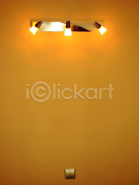 사람없음 JPG 포토 해외이미지 그림자 내부 디자인 램프 묘사 방 벽 빛 수리 오브젝트 우아 전기 조명 파스텔톤 해외202004
