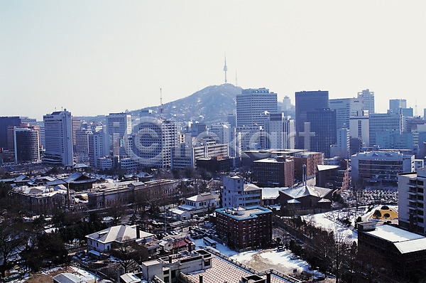 사람없음 JPG 포토 건물 겨울 계절 고층빌딩 나라 남산 남산타워 눈(날씨) 도시 도시풍경 도심 빌딩 산 서울 아시아 야외 자연 주간 주택가 지명 풍경(경치) 한국