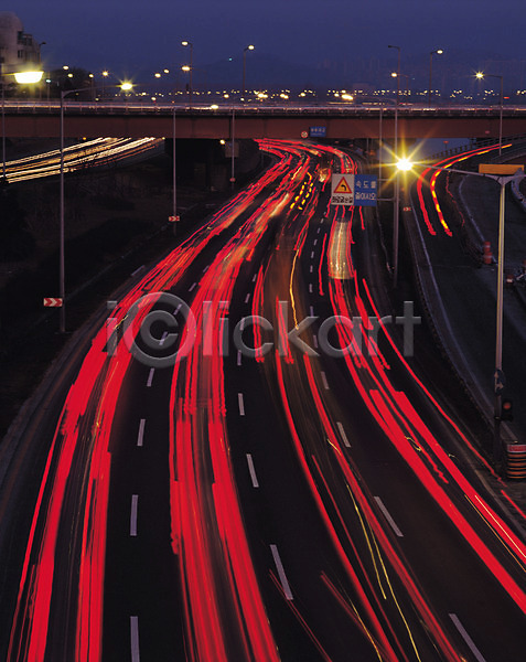 사람없음 JPG 포토 가로등 다리(건축물) 도로 도로표지판 도시 도시풍경 빛 서울 야간 야경 야외 어둠 자연 저녁 차선(도로) 표지판 풍경(경치)