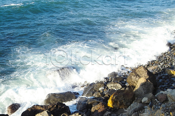 사람없음 JPG 포토 돌(바위) 바다 바위(돌) 백그라운드 섬 야외 울릉도 자연 조약돌 주간 파도 풍경(경치) 하늘
