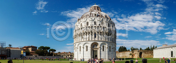 사람없음 JPG 포토 해외이미지 건물 건축양식 골동품 교회 구름 기독교 날씨 돌담 디자인 로마인 미술 벽 봄 블록 성당 여름 역사 옛날 외관 유럽 이탈리아 재산 종교 파란색 하늘 해외202004 해외포토 햇빛 환경 흰색