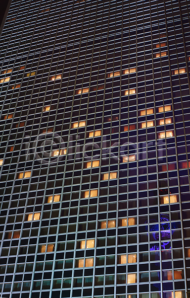 사람없음 JPG 포토 해외이미지 건물 건축양식 도시 독일 묘사 반사 베를린 소매 야간 유럽 유리 창문 해외202004