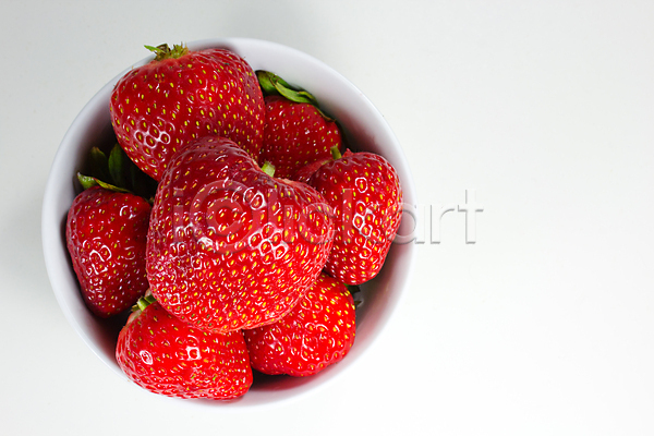 신선 사람없음 JPG 포토 해외이미지 건강 다이어트 딸기 빨간색 식이요법 열매 해외202004 흰색