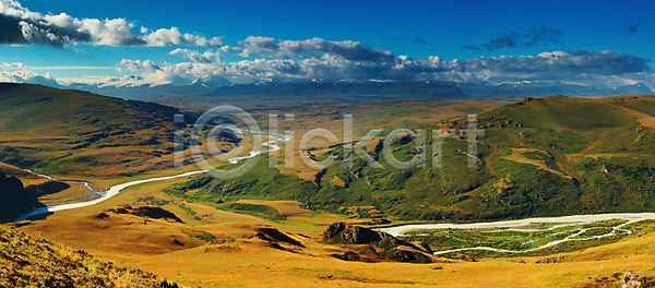 사람없음 JPG 포토 해외이미지 강 구름 러시아 몽골 물 사막 산 산악지대 수평선 암초 여름 자연 중국 큼 통과 파노라마 풍경 하늘 해외202004 해외포토 환경 황무지