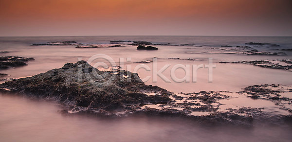 침묵 사람없음 JPG 포토 해외이미지 구름 바다 바위 반사 이스라엘 일몰 지중해 하늘 해외202004 해외포토