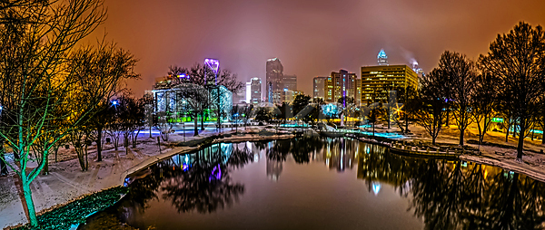 사람없음 JPG 포토 해외이미지 건물 건축양식 겨울 스카이라인 야간 조각 폭풍 해외202004 해외포토 흰색