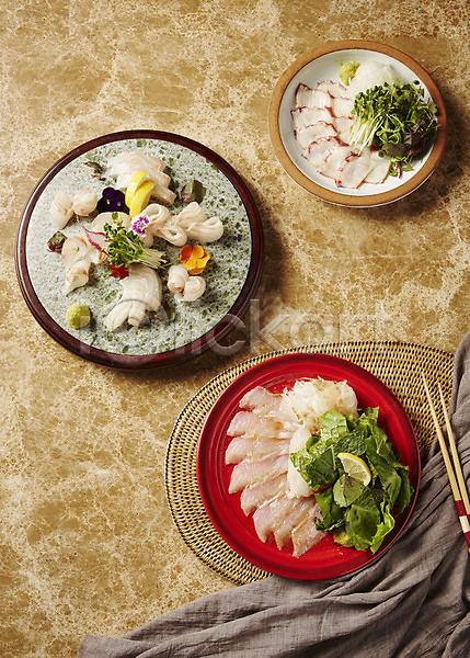 사람없음 JPG 포토 하이앵글 광어회 대리석 생선회 스튜디오촬영 실내 음식 일본음식 접시 젓가락 천(직물) 플랫레이