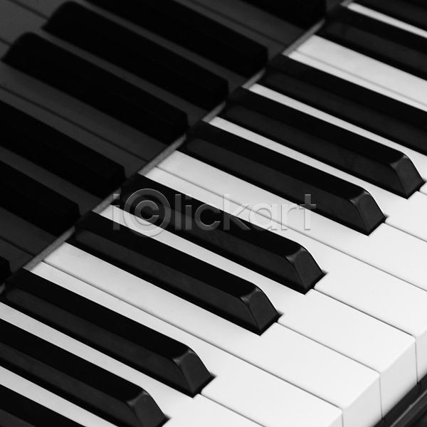클래식 화목 사람없음 JPG 포토 해외이미지 검은색 기구 놀이 리듬 묘사 뮤지컬 미술 백그라운드 블루스 소리 열쇠 음악 재즈 콘서트 키보드 피아노(악기) 해외202004 흰색