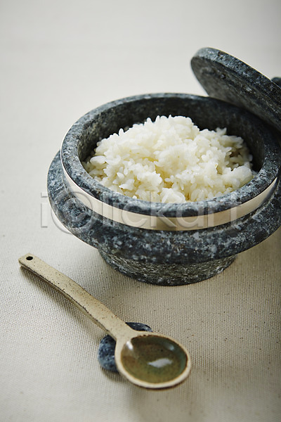 사람없음 JPG 포토 돌솥 돌솥밥 숟가락 스튜디오촬영 실내 쌀밥 음식 한식