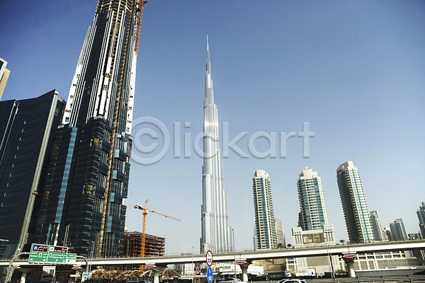 사람없음 JPG 포토 건물 건축 기중기 도시 두바이 빌딩 아시아 야외 주간 풍경(경치) 해외