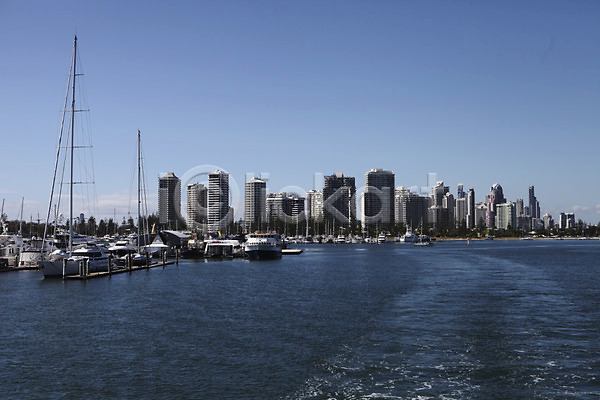 사람없음 JPG 포토 건물 골드코스트 도시 바다 배(교통) 빌딩 야외 오세아니아 주간 풍경(경치) 항구 해외 호주