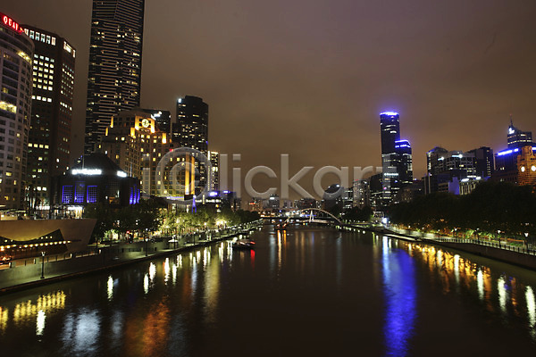 사람없음 JPG 포토 강 건물 도시 멜버른 빌딩 야간 야경 야외 오세아니아 풍경(경치) 해외 호주
