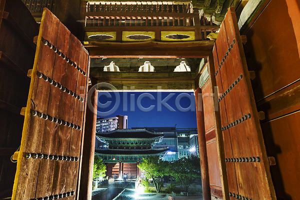 사람없음 JPG 포토 건축 궁전 나무 문 서울 야간 야경 야외 전통 전통문 종로 창경궁