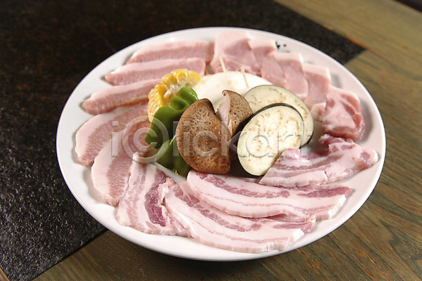 사람없음 JPG 포토 가지 돼지고기 버섯 식재료 육류 접시 항정살