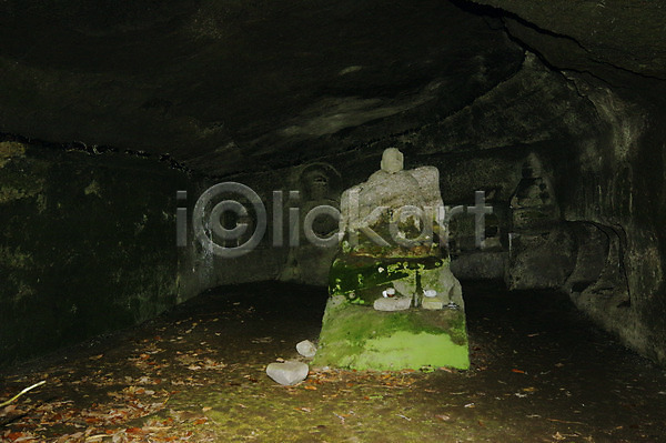 사람없음 JPG 포토 동굴 석상 야외 이끼 일본 일본전통