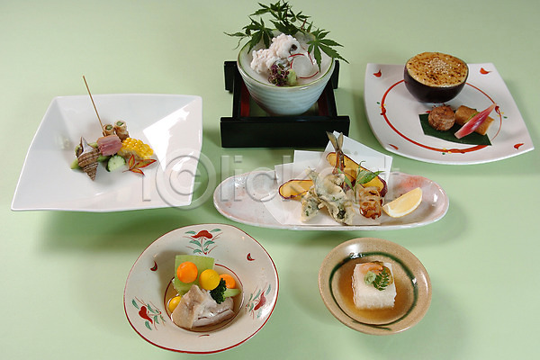 사람없음 JPG 포토 꼬치 단풍 레몬 생선요리 생선튀김 소라 어류 옥수수 음식 일본음식 접시 초록배경 해물요리 해산물