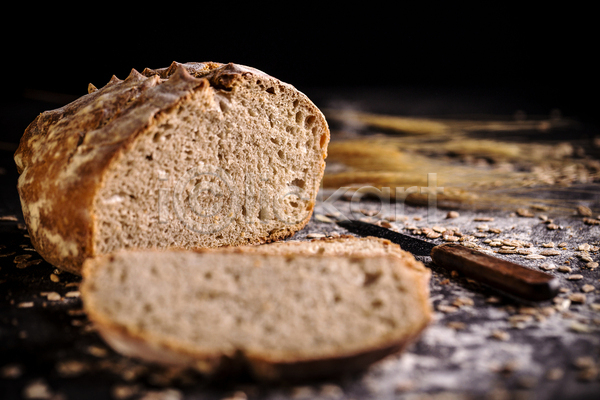 사람없음 JPG 포토 해외이미지 곡물빵 밀 밀가루 빵 빵칼 슬라이스 해외202004