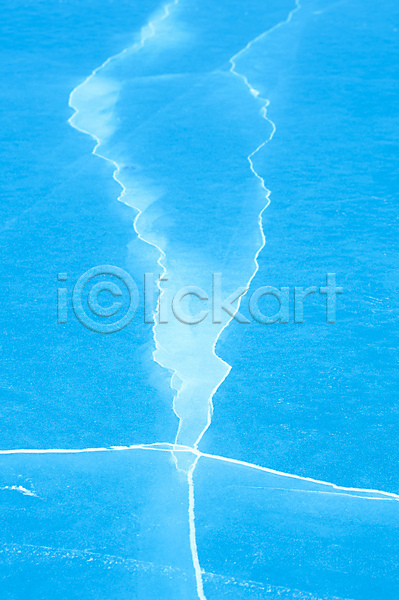 추위 사람없음 JPG 포토 해외이미지 겨울 계절 균열 남극 단절 물 바다 백그라운드 봉 북극 빙산 빙하 생태학 서리 야외 얼음 자연 크리스탈 투명 파란색 표면 해외202004 호수 환경