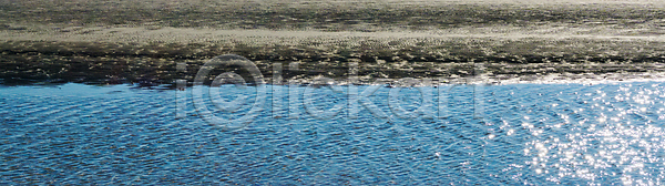 사람없음 JPG 포토 해외이미지 구름 모래 물 바다 서핑 수평선 여름 여행 자연 파도 파란색 풍경 하늘 해외202004 해외포토 휴가 흰색