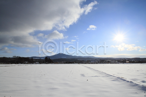 추위 사람없음 JPG 포토 해외이미지 겨울 백그라운드 산 야외 얼음 여행 일본 자연 파란색 풍경(경치) 하늘 해외202004 휴가 흰색