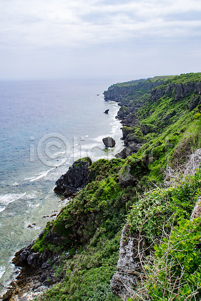 사람없음 JPG 포토 바다 섬 식물 야외 이에섬 일본 자연 절벽 주간 풍경(경치) 해변
