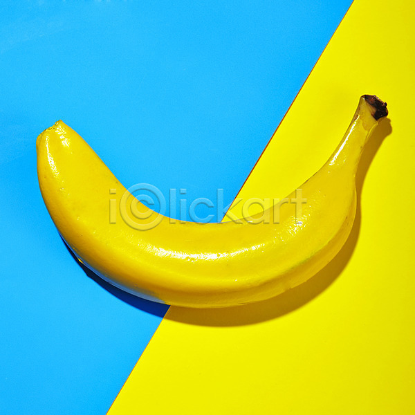사람없음 JPG 포토 과일 노란색 바나나 음식 트로피컬아트 팝아트 하늘색 한개