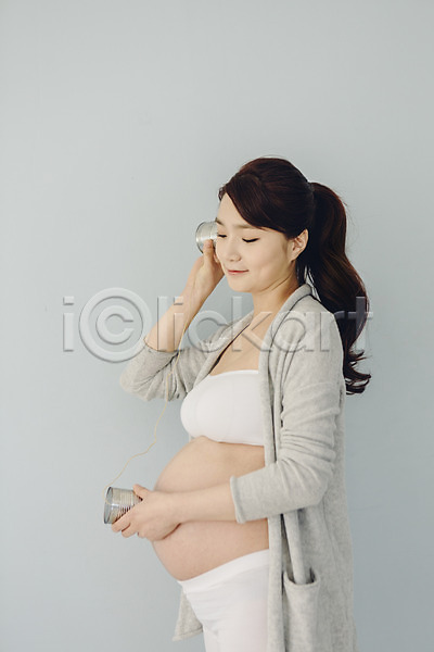 설레임 소통 희망 20대 성인 성인여자한명만 여자 청년여자한명만 한국인 한명 JPG 옆모습 포토 듣기 배(신체부위) 상반신 실내 실전화기 임산부 임신