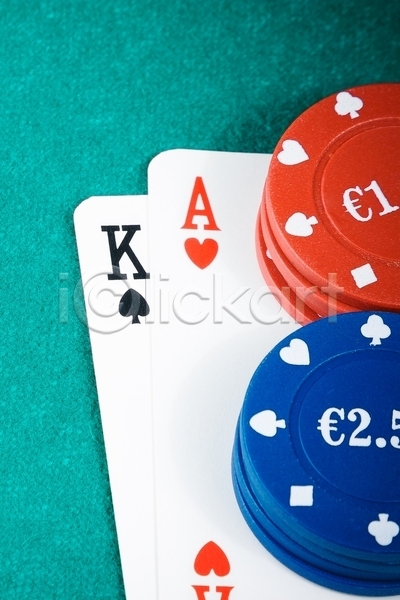 경쟁 행운 사람없음 JPG 포토 해외이미지 A K 도박 민트색 백그라운드 스페이드 칩(놀이용품) 카드 카피스페이스 트럼프 포커 하트 해외202004